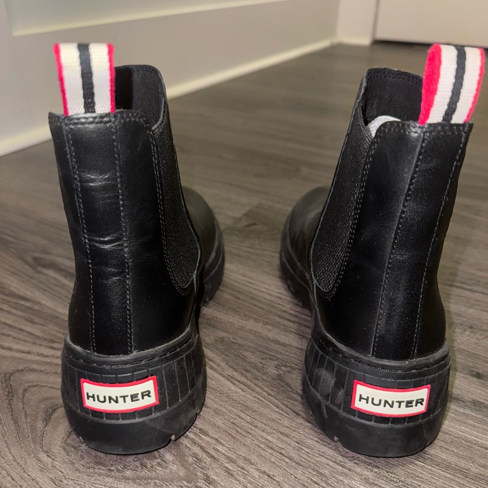 Hunter Women’s Neveah Slip-On Waterproof Chelsea Booties - worn once! - Picture 6 of 8
